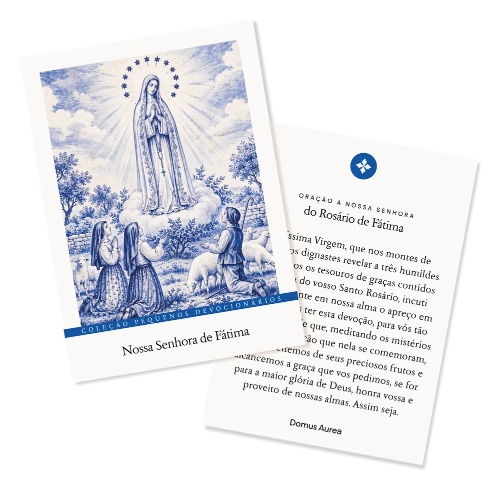 Santinho de Nossa Senhora de Fátima, frente e verso: Nossa Senhora aparecendo aos três pastorinhos, em azul de azulejo, e no verso uma oração a Nossa Senhora do Rosário de Fátima